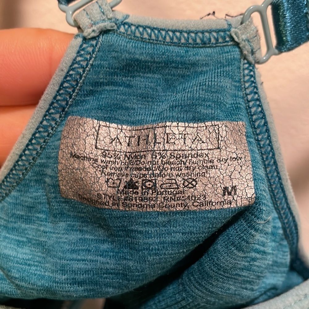 ATHLETA woman’s seamless aqua sports bra - Picture 3 of 7